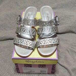 Brighton Women's Tinsel Champagne Metallic Silver Sandals size 7.5 M